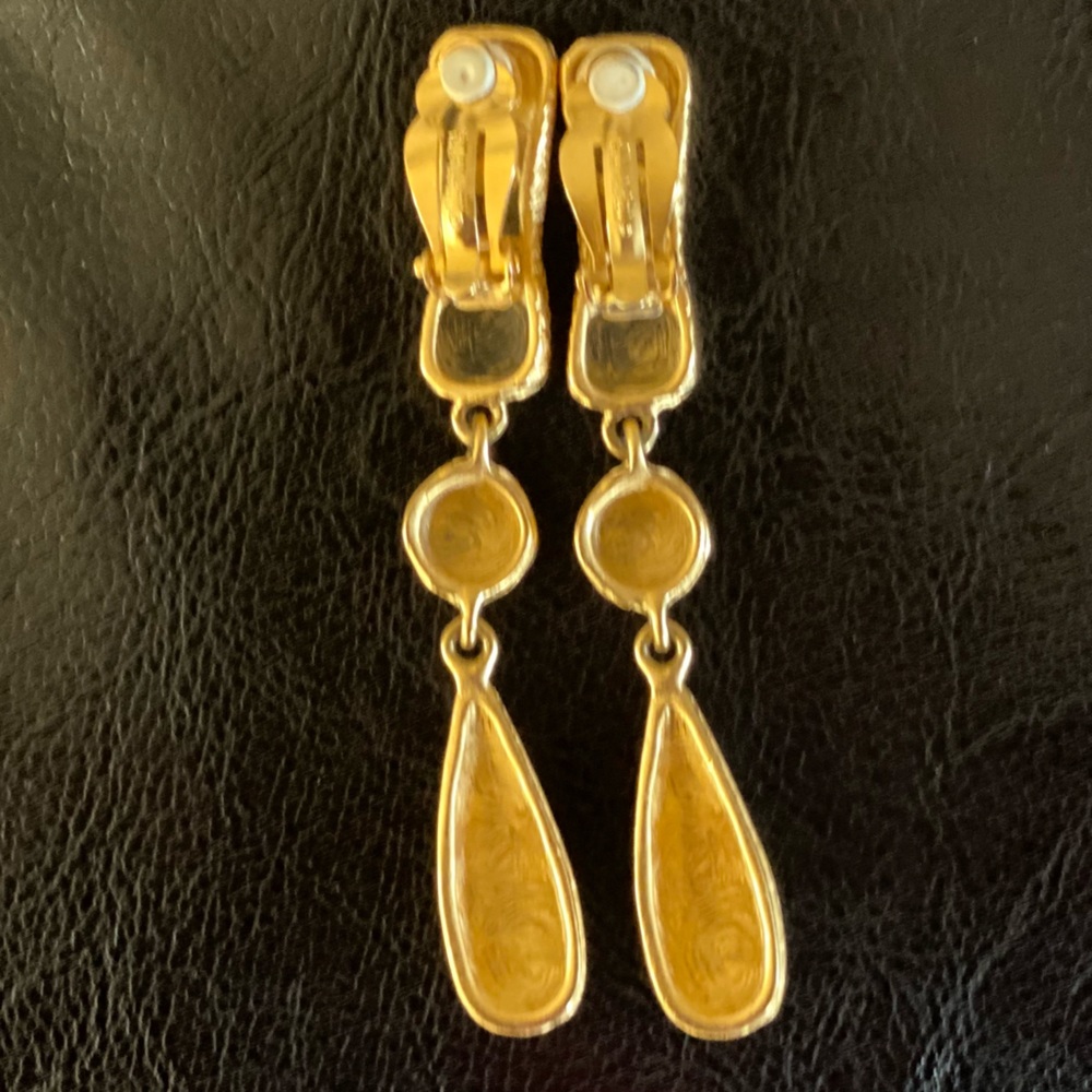 GORGEOUS AUTHENTIC GIVENCHY PARIS LONG HAMMERED EARRINGS - Picture 10 of 12